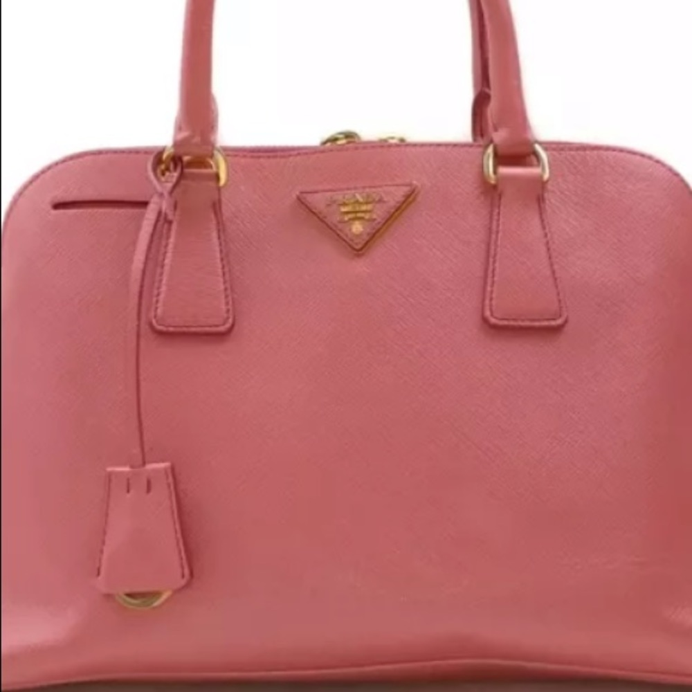 💯👜authentic Prada tote bag in pretty pink